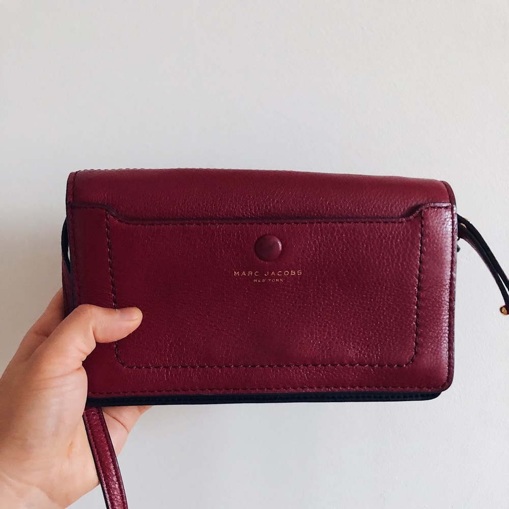marc jacobs red leather cross body purse